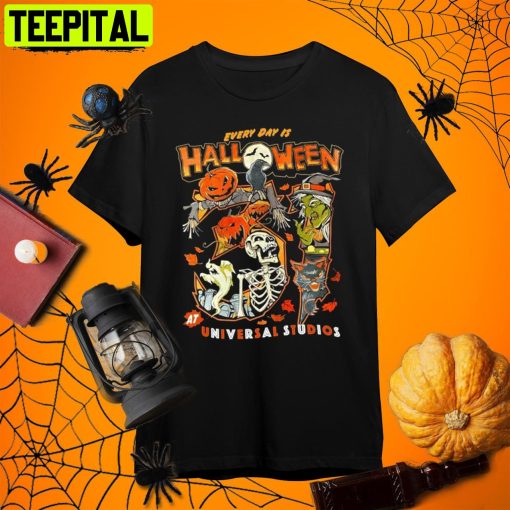 Horror Nights Everyday Is At Universal Studios Halloween Retro Art Unisex T-Shirt