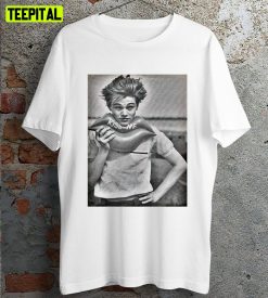 Kiss Me Leonardo Dicaprio Movie Retro Design T-Shirt