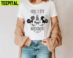 Mickey & Minnie Mouse Mickey Mouse Minnie Holiday Disney Unisesx T-Shirt