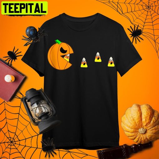 Pumpkin Eating Ghost Gamer Retro Art Unisex T-Shirt