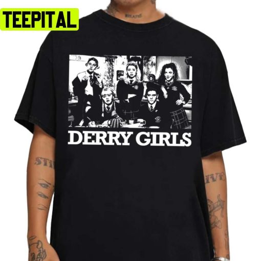 Retro Art Derry Girls Unisex Sweatshirt