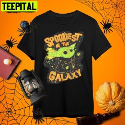 The Mandalorian Grogu Halloween Spookiest Galaxy Retro Art Unisex T-Shirt