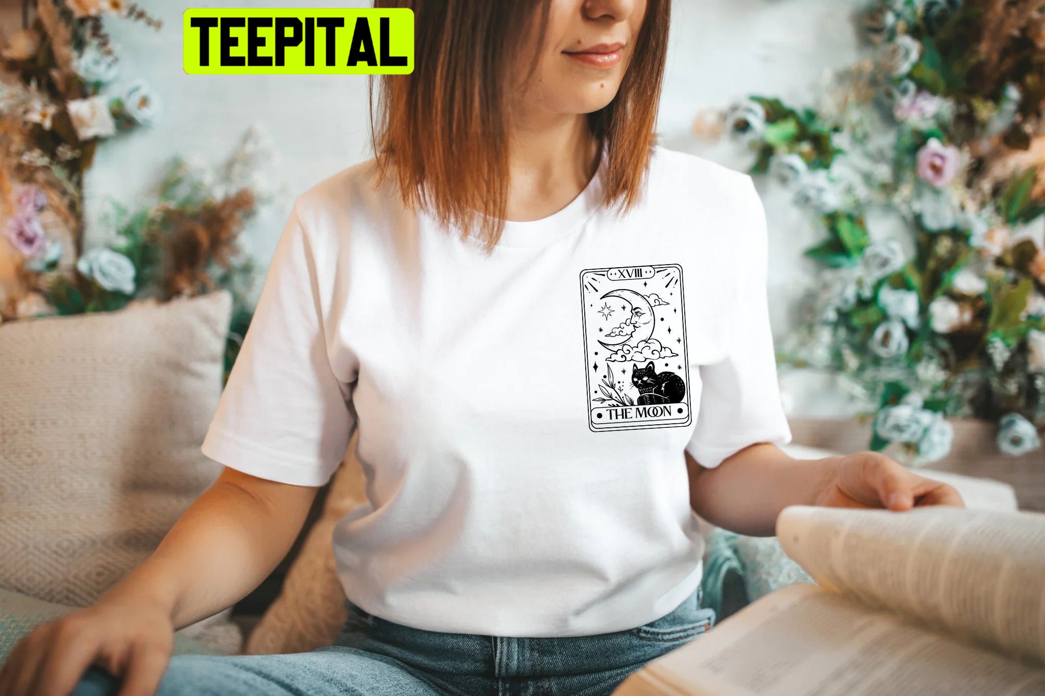 The Moon Tarot Card Witchy Trending Unisex T-Shirt