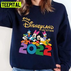 Vacation 2022 Daisy Duck And Friends Unisex Sweatshirt