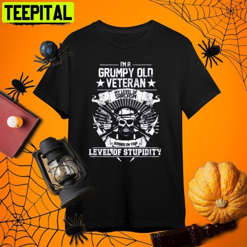 Veteran Grumpy Old Level Of Stupid Black Halloween Retro Art Unisex T-Shirt