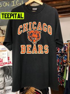 Vintage 90s Style Chicago Bears Football Trending Unisex T-Shirt