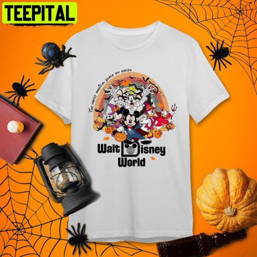 Walt Disney World Halloween Magic Kingdom Disney Halloween Retro Art Unisex T-Shirt