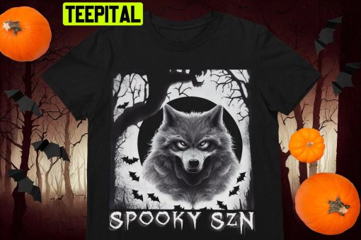 Werewolf Shirt Spooky Bats Comfy Halloween Trending Unisex T-Shirt