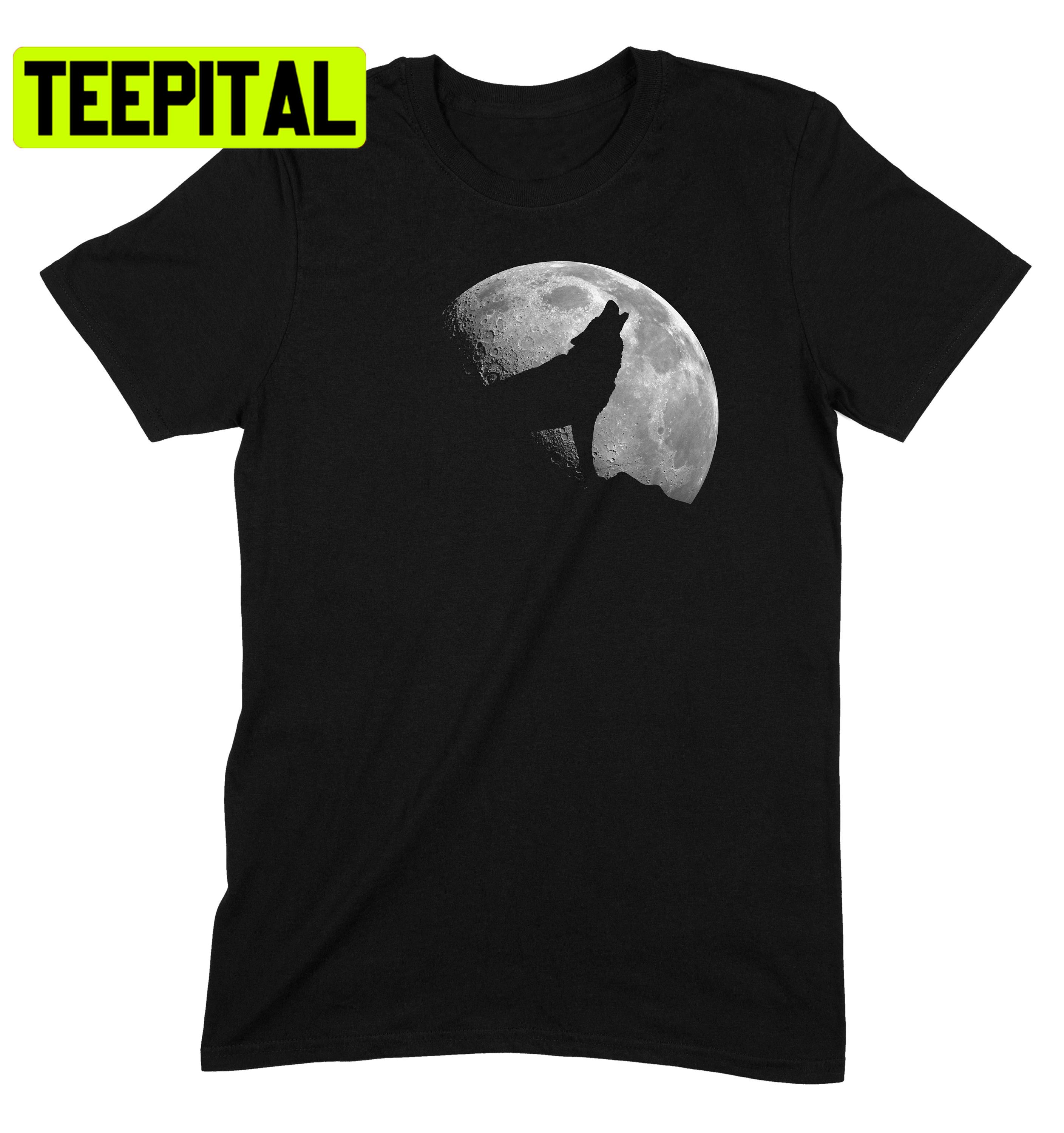 Wolf And Full Moon Silhouette Howling Trending Unisex T-Shirt