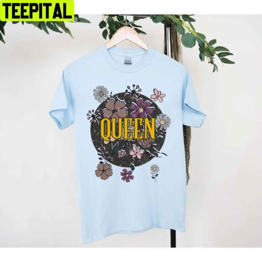 Retro Queen Art Flowers Unisex T-Shirt