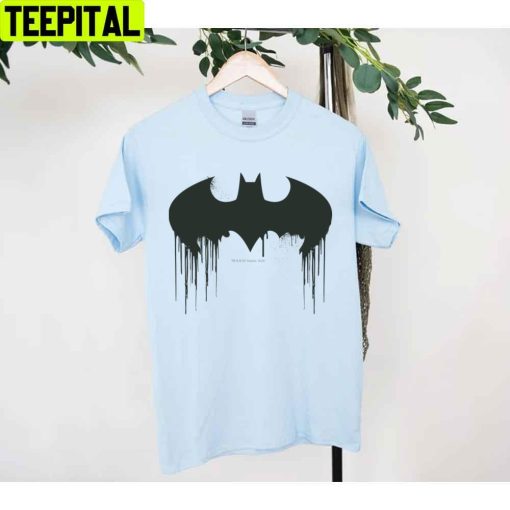 Batman Symbol Spraypaint Logo Unisex T-Shirt