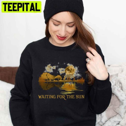 Waiting For The Sun The Doors Band Unisex T-Shirt
