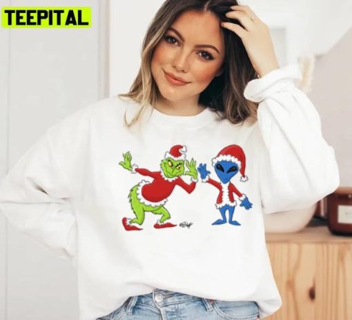 Alien Xmas Friend Unisex Sweatshirt