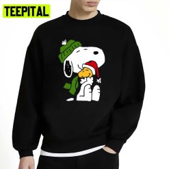 Beagle Hug Christmas Peanuts Unisex Sweatshirt