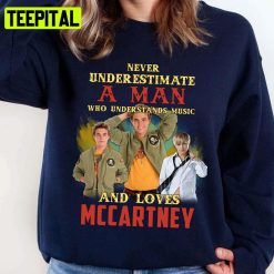 Never Underestimate A Man Who Loves Jesse Mccartney Unisex Sweatshirt